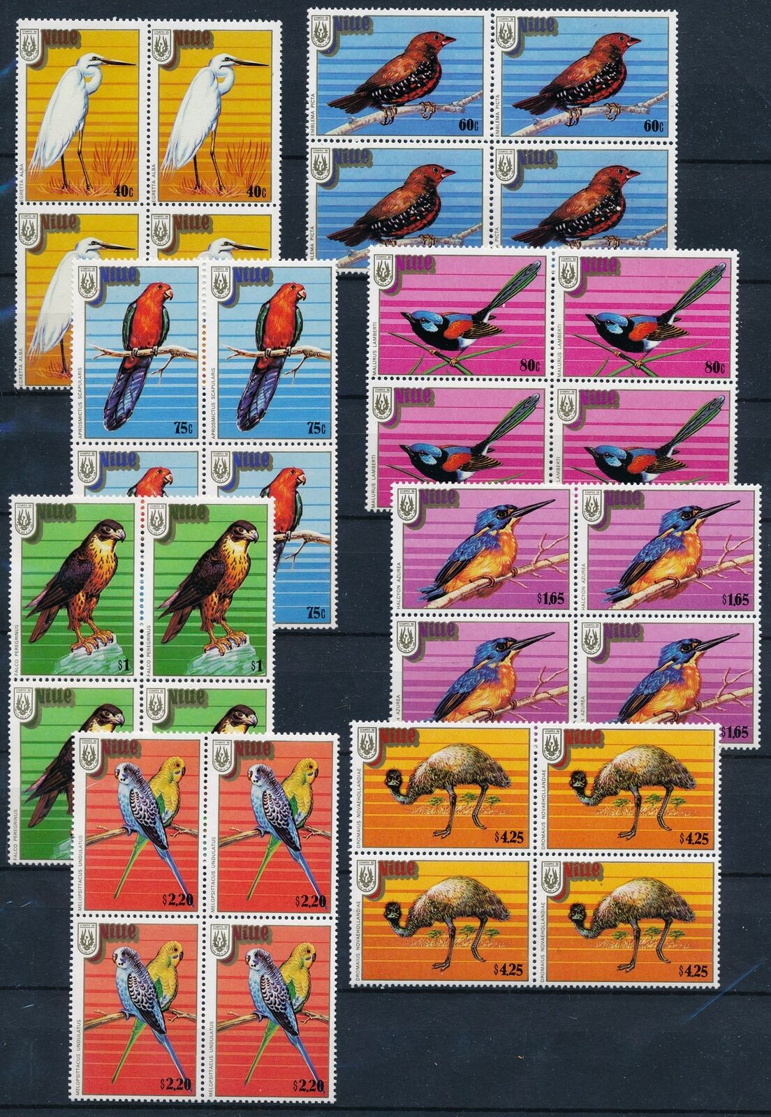 [PG20155] Niue 1986 : Birds - 4x Good Set Very Fine MNH Stamps In Blocks - $190